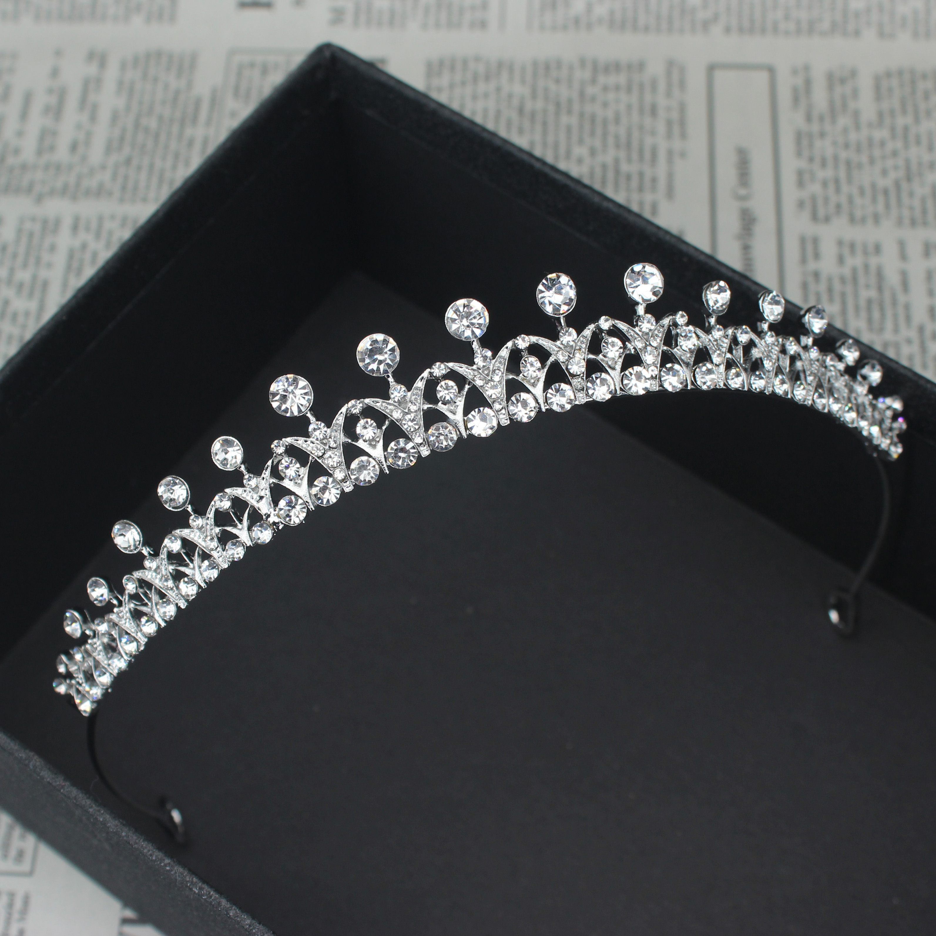 Crystal Wedding Bridal Tiara H - Women'S Fashion Headbands ulasan dan harga