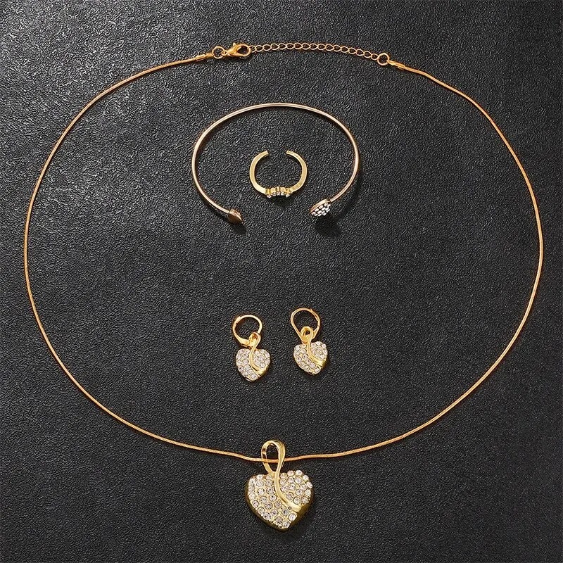 Women's Quartz Watch Gold Luxu - Women'S Fashion Earrings ulasan dan harga